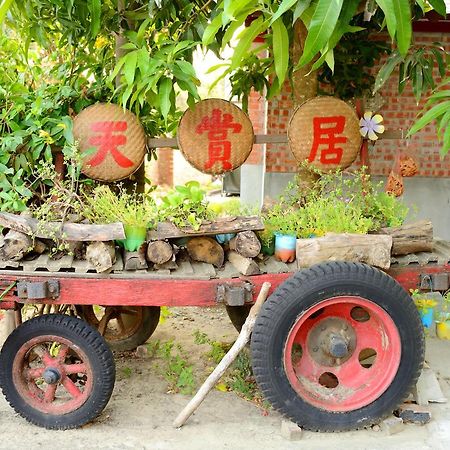 Sky Gift Traditional Farm B&B Dongshi (Chiayi) Exterior foto