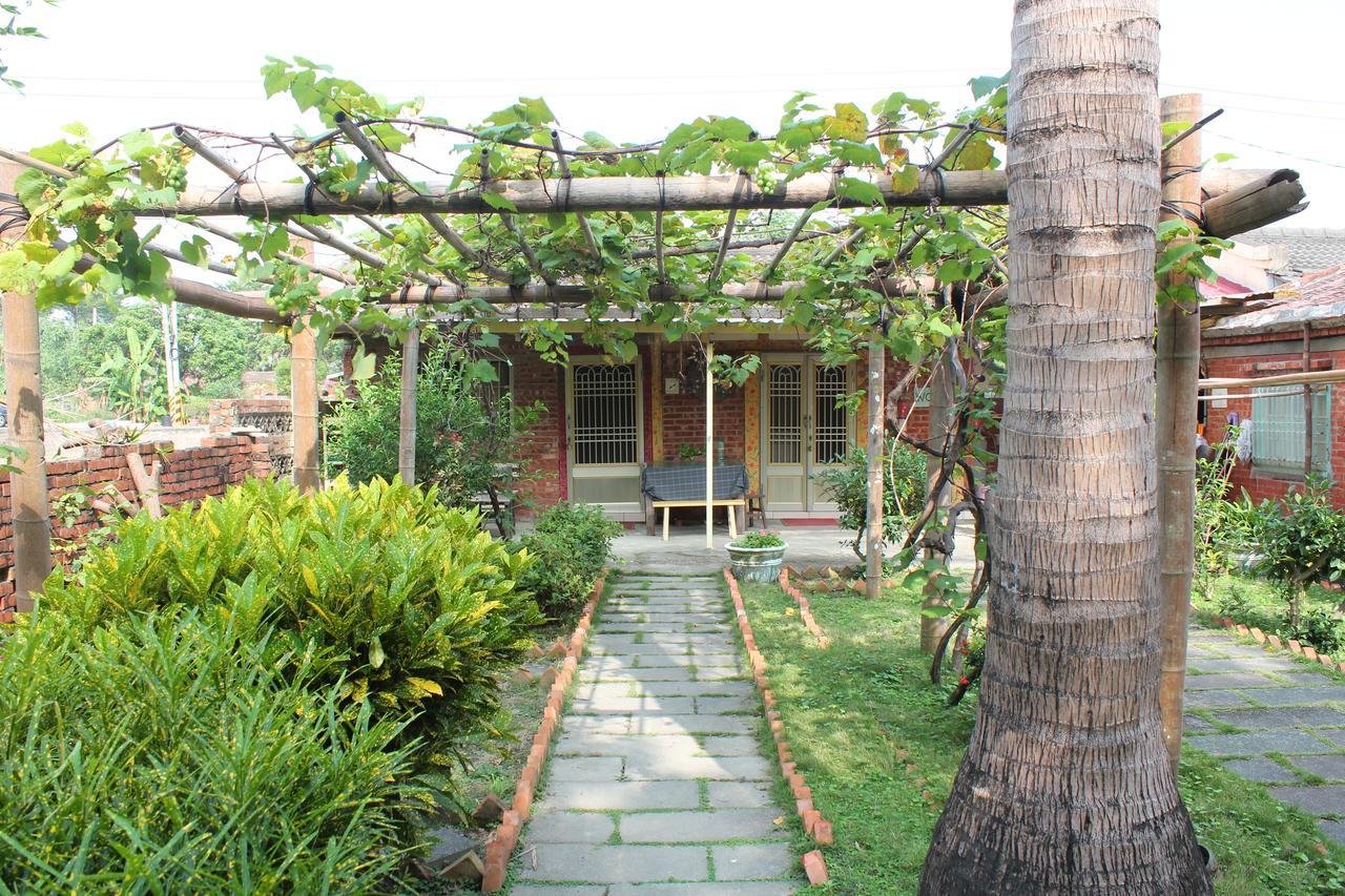 Sky Gift Traditional Farm B&B Dongshi (Chiayi) Exterior foto